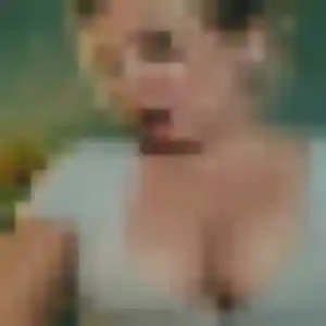 Nina, fille de 26 ans propose rencontre adulte à Allauch
