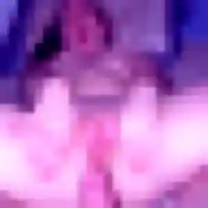 Flore (24 ans) à Andrézieux-Bouthéon cherche un rencontre adulte rapidement