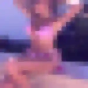 Elvire, 31 ans, dispo pour rencontre adulte à Arles