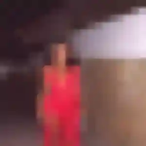 Profil de Eva à Arles (22 ans) - rencontre adulte discret