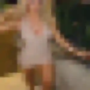 Photo de Jeanne à Auriol (23 ans) - rencontre adulte anonyme