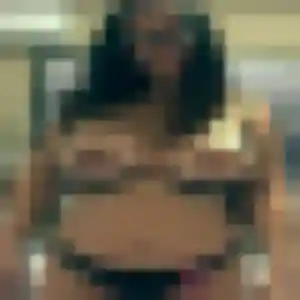 rencontre adulte à Beauvallon : photo de Roxane, 34 ans - accès libre