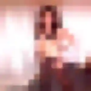 Anouk, 25 ans, en ligne à Bessan pour un rencontre adulte