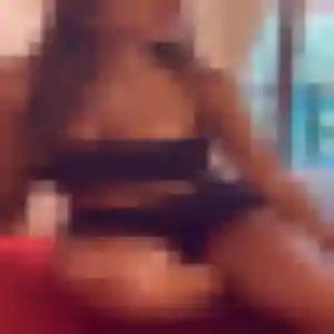 Sexy Typhaine, 33 ans à Besse-sur-Issole - voir sa photo