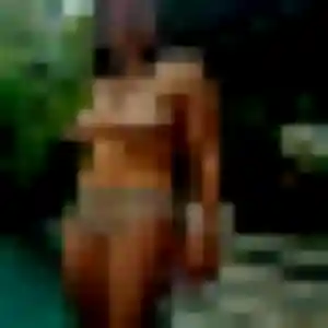 Photo perso de Brunehilde, 22 ans à Cadenet - rencontre coquine