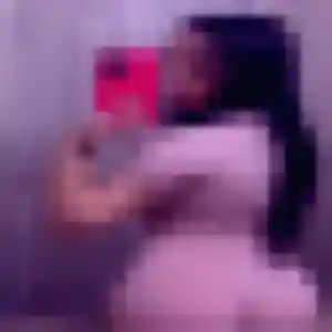 Photo de Chloe à Cannes (21 ans) - rencontre adulte gratuit