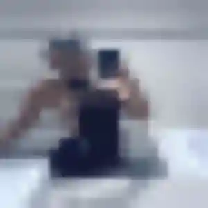 Vicky (43 ans) à Cluses propose un rencontre adulte rapidement