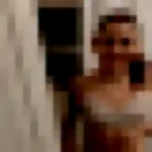 Photo de Nadia à Crolles (31 ans) - rencontre adulte discret