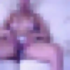 Bertrane, fille de 45 ans propose rencontre adulte à Cuers