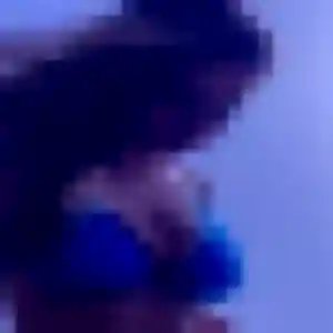 rencontre adulte à Digne-les-Bains : profil de Lola, 31 ans - accès libre