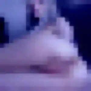 Eliane, 22 ans, en ligne à Francheville pour un rencontre adulte