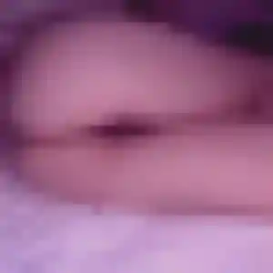 Découvre Aurelie, 33 ans à Grasse en privé