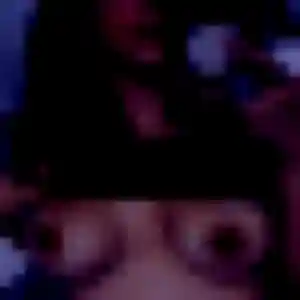 Yasmine (23 ans) à Groisy attend un rencontre adulte rapidement