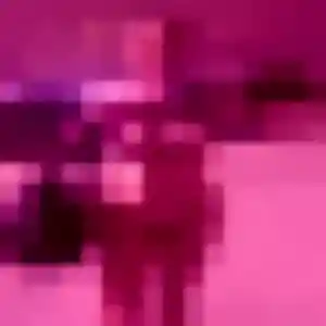 Corinne, 22 ans, connectée à Hyères pour un rencontre adulte