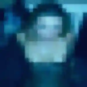Charmante Faustine, 20 ans à Jouques - voir sa photo