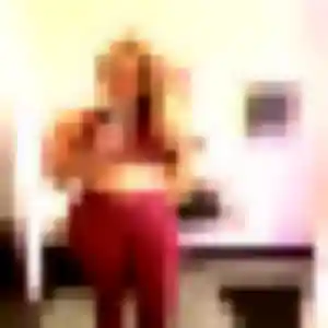Sexy Eleonore, 35 ans à La Bouilladisse - la contacter