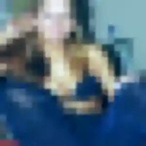 Yasmine, 21 ans, cherche un rencontre adulte à La Londe-les-Maures