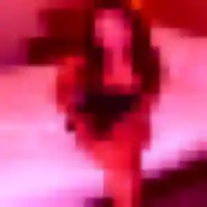 Karine, 45 ans, en ligne à La Roche-sur-Foron pour une rencontre coquine