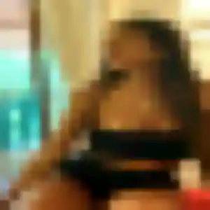 Photo de Olympe à La Tronche (42 ans) - rencontre adulte anonyme