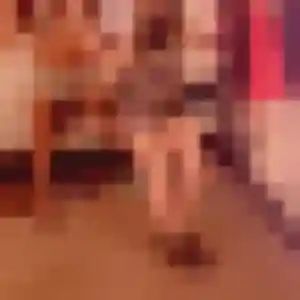 Violette (19 ans) à Lavelanet propose un rencontre adulte aujourd'hui