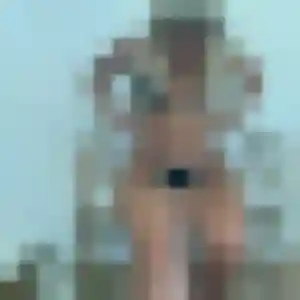 Frederique (21 ans) à Les Belleville cherche un rencontre adulte aujourd'hui