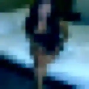 Charlotte de Lorgues, 27 ans - rencontre adulte discret