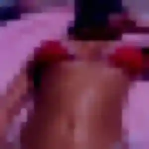 Rosemarie (33 ans) à Merville attend un rencontre adulte maintenant