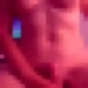Photo de Emma à Montluçon (23 ans) - rencontre adulte sans inscription
