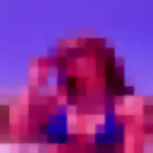 Claire, 19 ans, connectée à Mur-sur-Allier pour une rencontre coquine