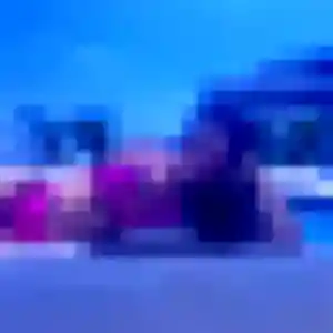 Flore, 25 ans, en ligne à Nailloux pour un rencontre adulte