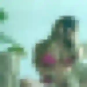 Louise, 26 ans, en ligne à Peyrolles-en-Provence pour une rencontre coquine