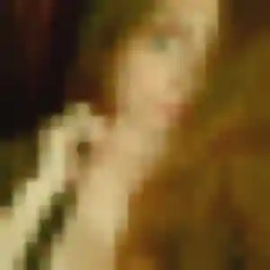Phoebe, 22 ans, cherche un rencontre adulte à Pibrac