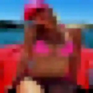 Profil de Axelle à Roquefort-les-Pins (19 ans) - rencontre adulte sans inscription
