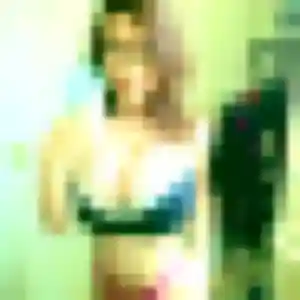 rencontre adulte à Saint-André : photo de Brune, 22 ans - inscription gratuite