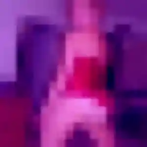 Irina (25 ans) à Saint-Cannat cherche un rencontre adulte maintenant