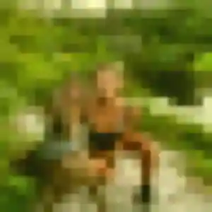 Anne-Charlotte, 38 ans, en ligne à Saint-Cyr-au-Mont-d'Or pour un rencontre adulte