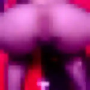 Rejoins Therese, 25 ans à Saint-Cyr-sur-Mer gratuitement