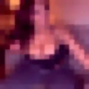 Lucienne, 37 ans, en ligne à Saint-Denis-lès-Bourg pour une rencontre coquine