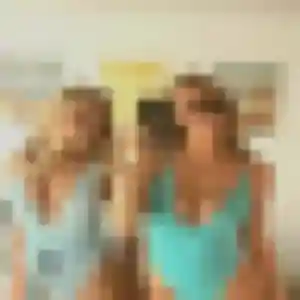 Nathalie, 23 ans, connectée à Saint-Genis-Pouilly pour un rencontre adulte