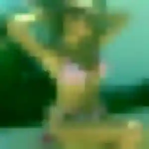 Photo perso de Domitille, 38 ans à Saint-Julien-les-Rosiers - rencontre coquine