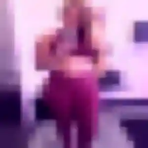 Sixtine, femme de 24 ans cherche rencontre adulte à Saint-Pourçain-sur-Sioule
