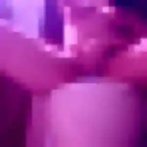 Rejoins Helena, 23 ans à Saïx en privé
