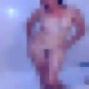 Josiane, femme de 28 ans propose rencontre adulte à Salernes
