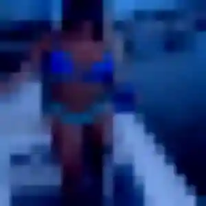 Photo de Nina à Sallanches (32 ans) - rencontre adulte anonyme