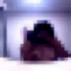 Marie-Ange (20 ans) à Signes cherche un rencontre adulte rapidement