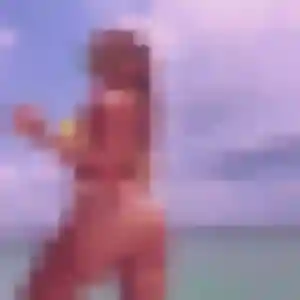 Photo perso de Olivia, 37 ans à Simiane-Collongue - rencontre sans lendemain