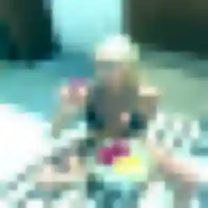 Charmante Capucine, 19 ans à Sommières - voir sa photo