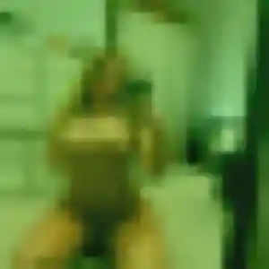 Ines de Tarascon-sur-Ariège, 22 ans - rencontre adulte en toute liberté