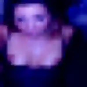 Rejoins Madeleine, 20 ans à Thizy-les-Bourgs en privé