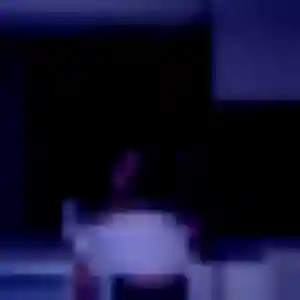 Alienor (19 ans) à Trévoux attend une rencontre rapidement